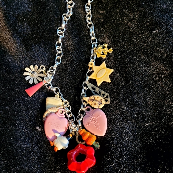 SILVER tone Charm Necklace Funky statement mix - Picture 3 of 3